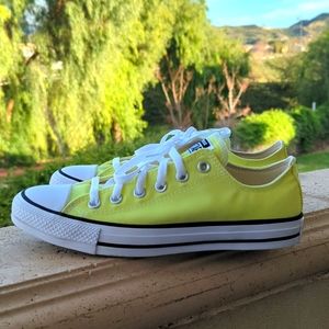 NEON Converse NwT & Box